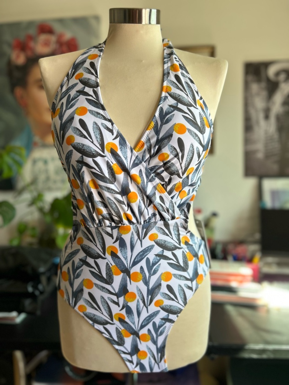 Yira print one piece with open back swimsuit bathing suit size L